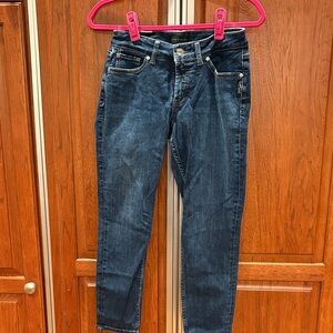 NWOT Silver Suki Skinny Crop Jeans